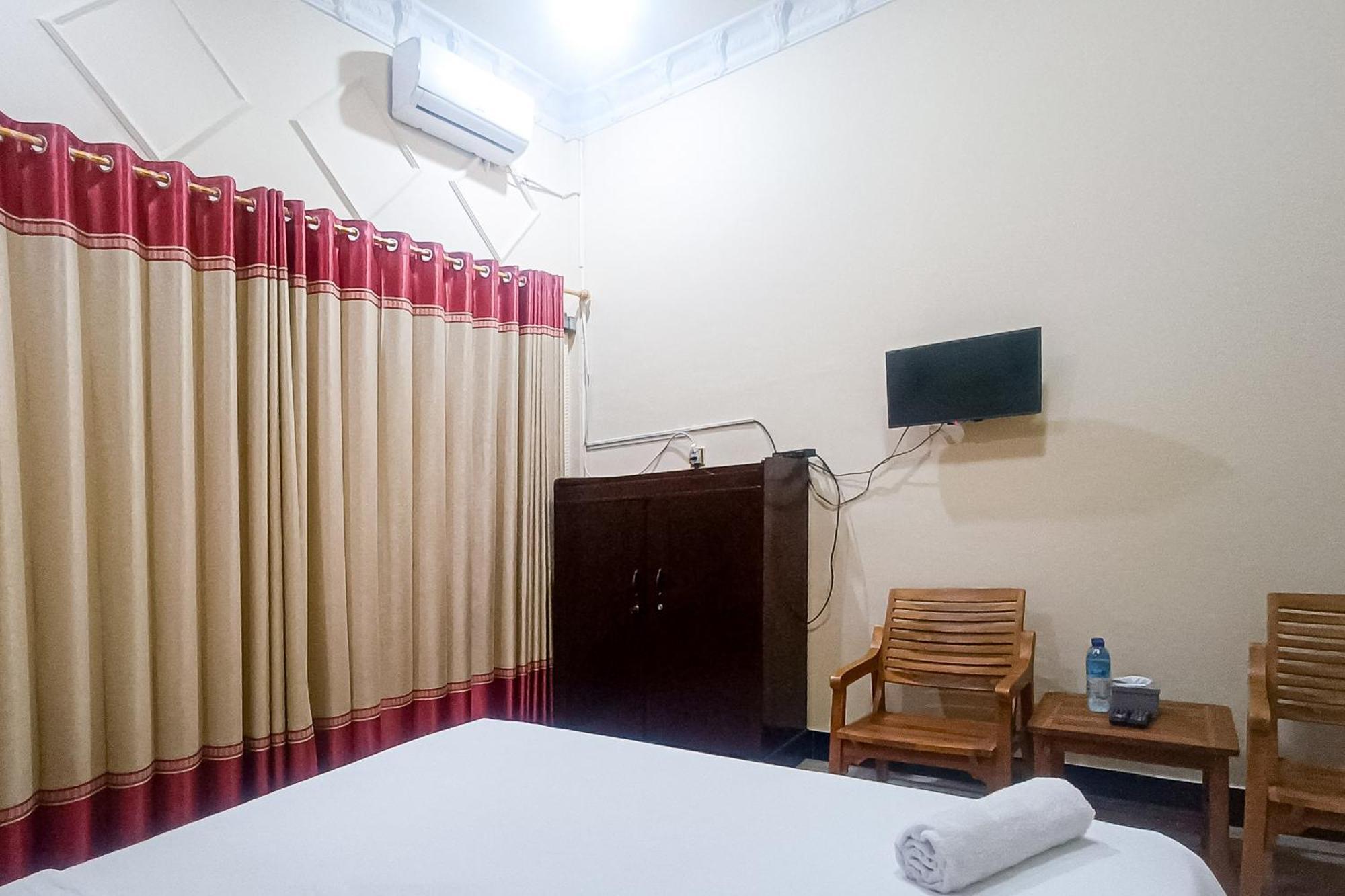Reddoorz At Senaz Guesthouse Mataram Eksteriør bilde